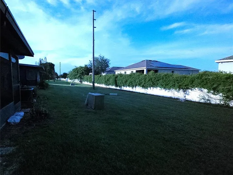 2510 King Oak Cir — Photo 3