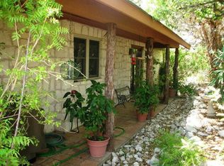 290 Huntleigh Rd S, Ingram, TX 78025