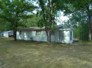 17855 1st St, Atlanta, MI 49709