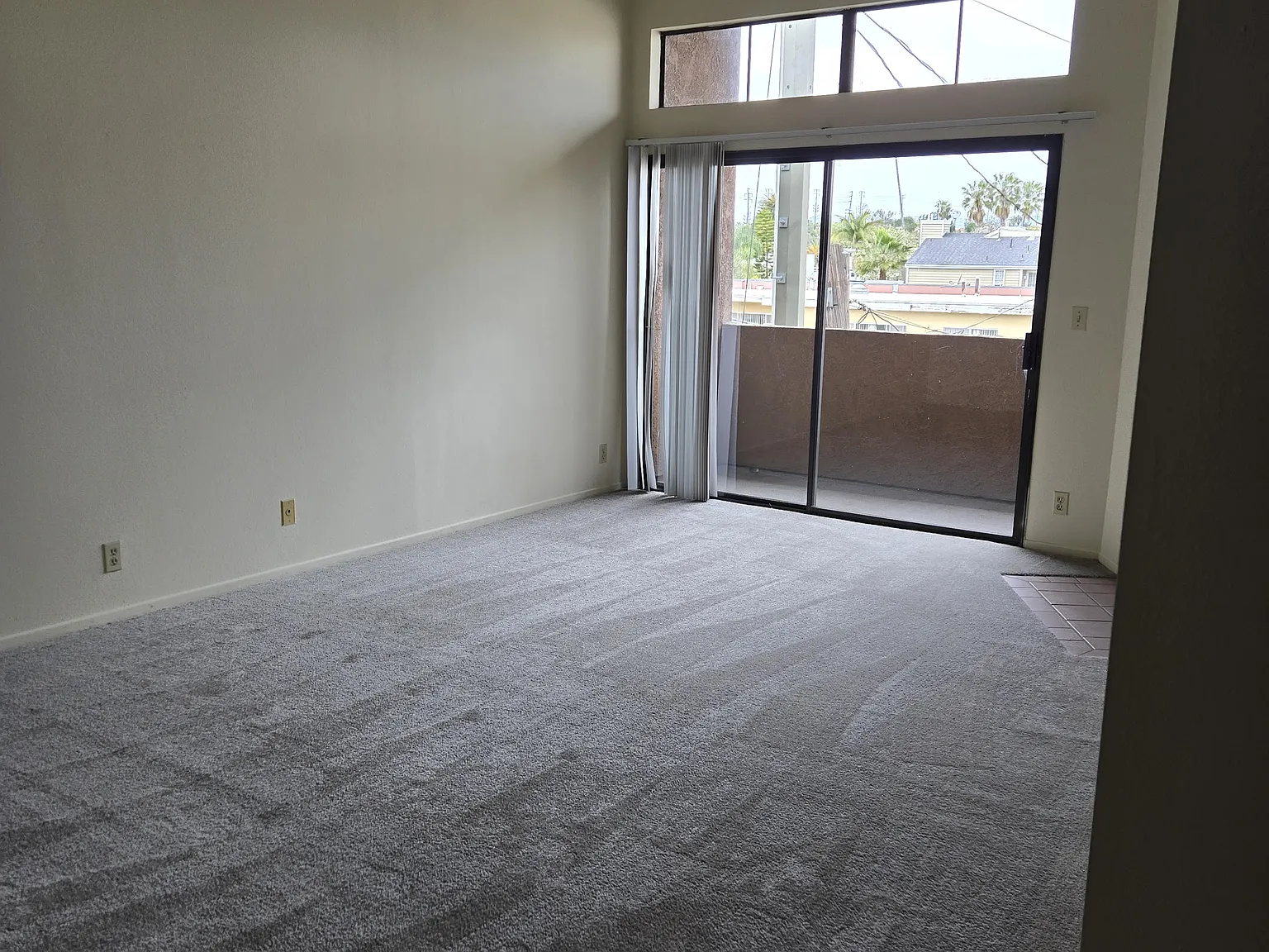 1 bed, 770 sqft, $2,200 — Photo 2