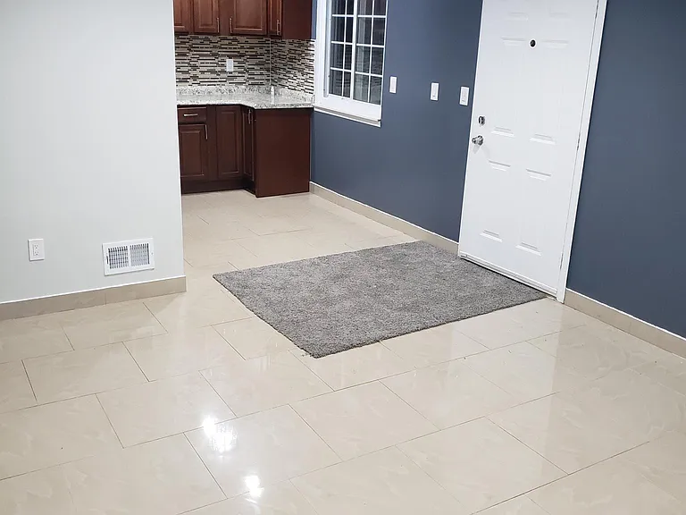 5402 Williams St — Photo 6