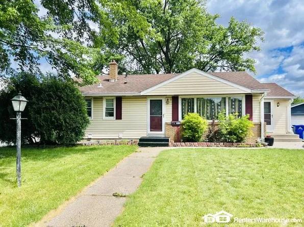 2031 Magoffin Ave, Saint Paul, MN 55116
