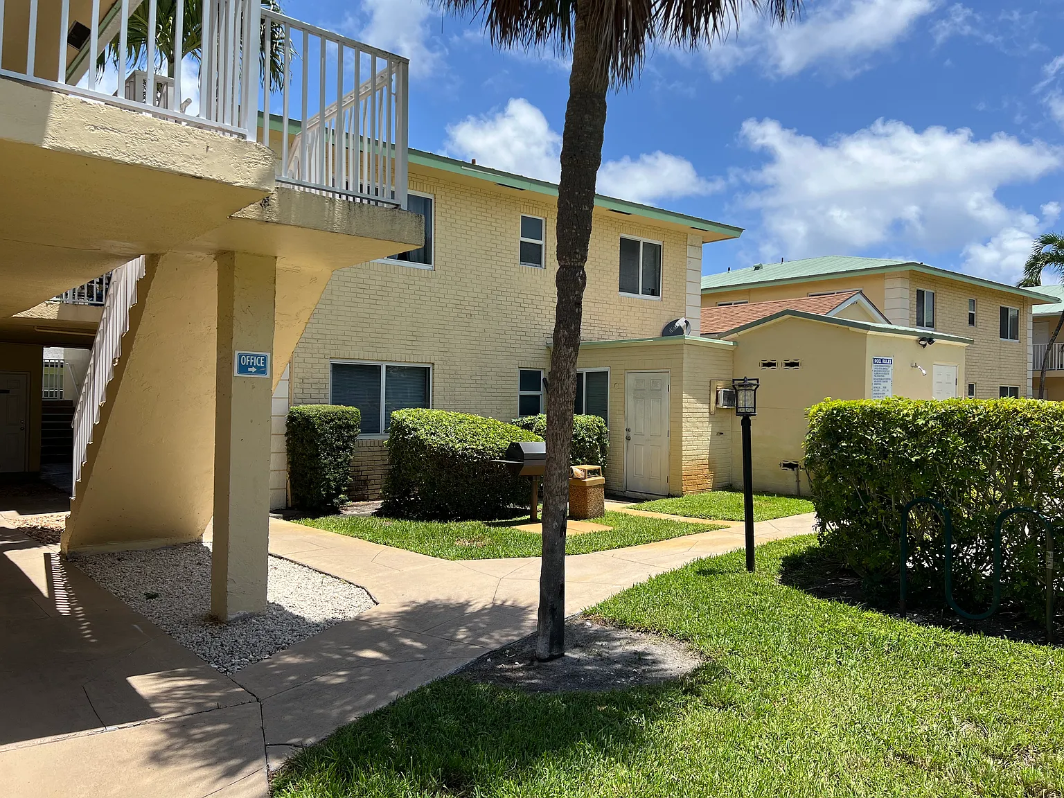 1 bed, 600 sqft, $1,600 — Photo 1