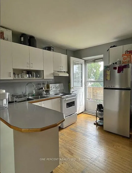 2 bed, $2,000 — Photo 2
