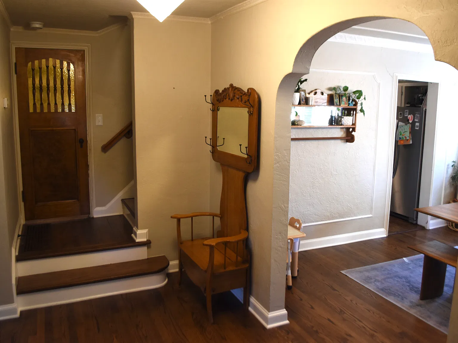 3 bed, 2.5 bath, 2861 sqft, $3,600 — Photo 2