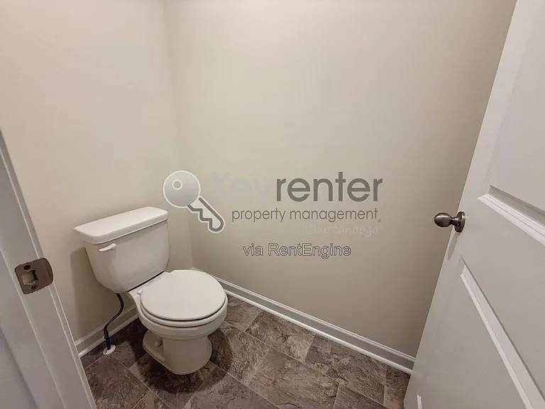81 Draft St — Photo 12