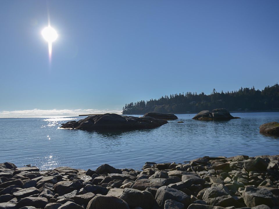 1st image of 7643 Cove Beach Rd
