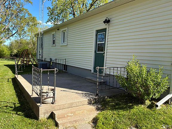 4th image of 2139 Sandy Creek Rd