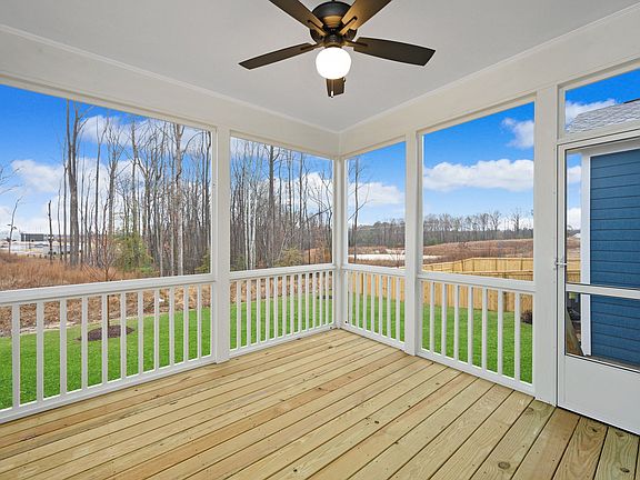 2nd image of 208 Wash Hollow Dr