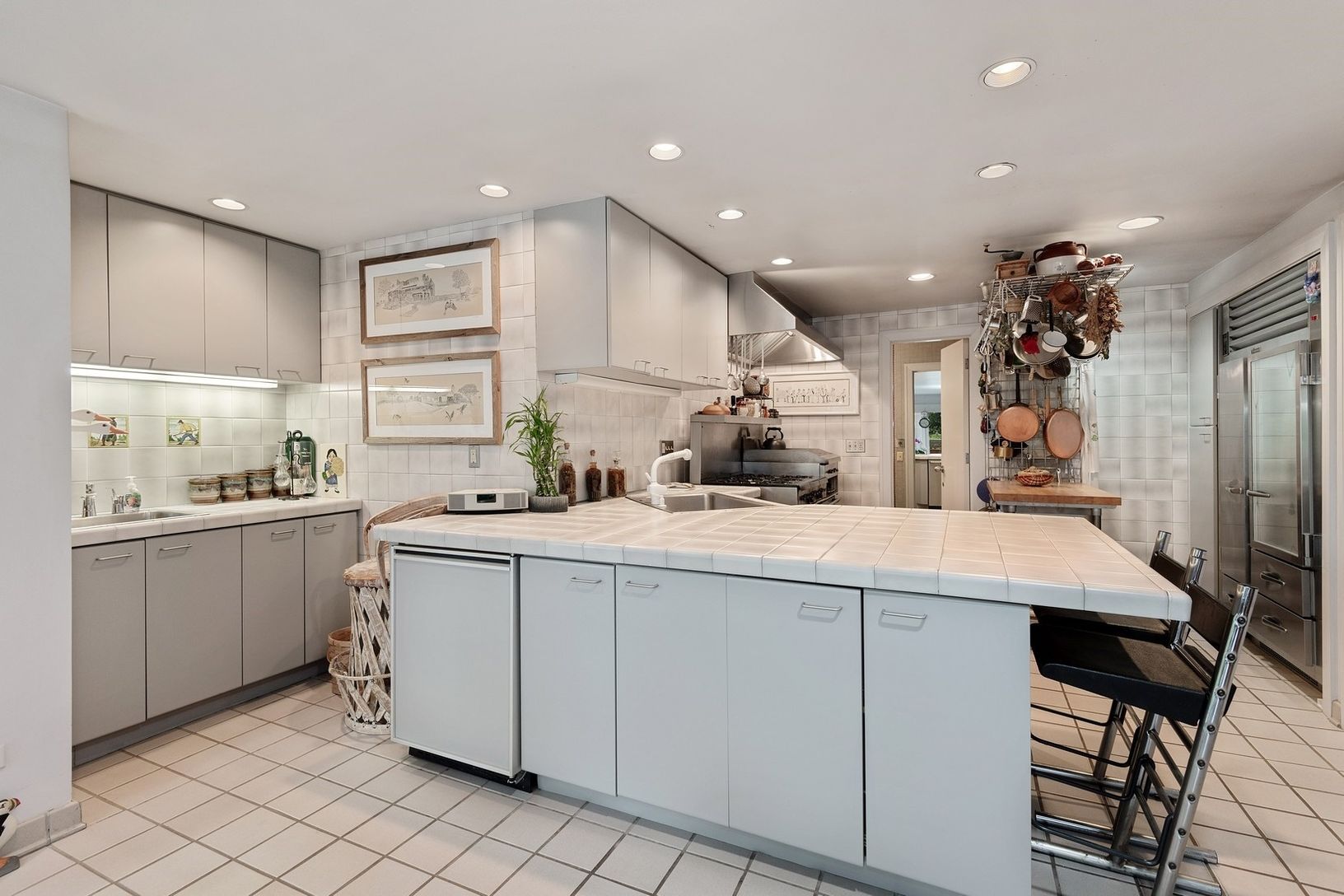  Cabana with 2nd Kitchen