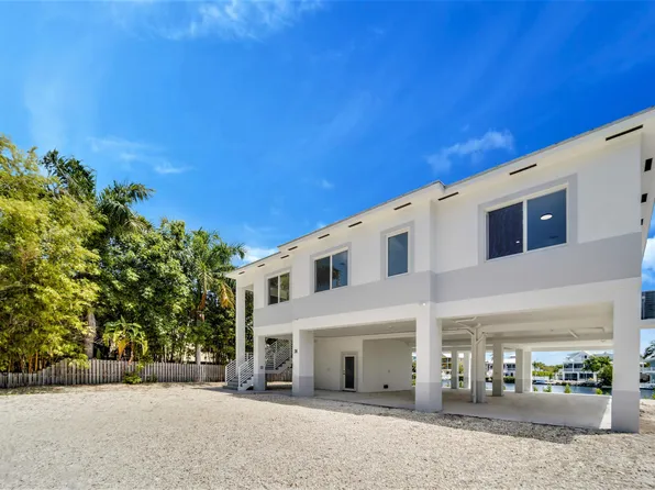 38 N Bounty Ln, Key Largo, FL 33037