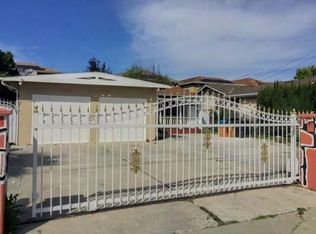 1143 Sage St, East Palo Alto, CA 94303