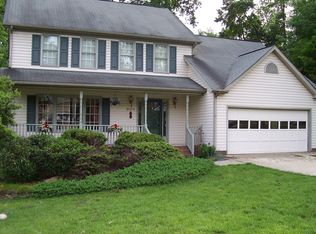 904 New Hampshire Dr, Jamestown, NC 27282