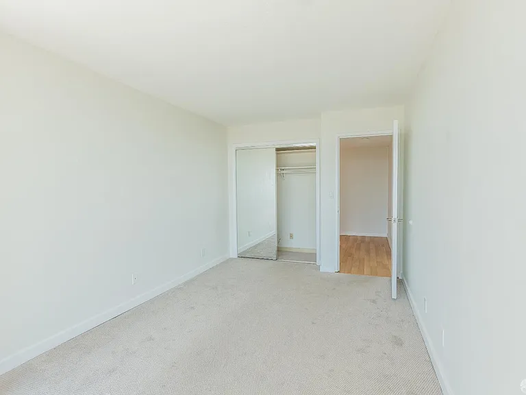 2200 Sacramento St #1401 — Photo 14