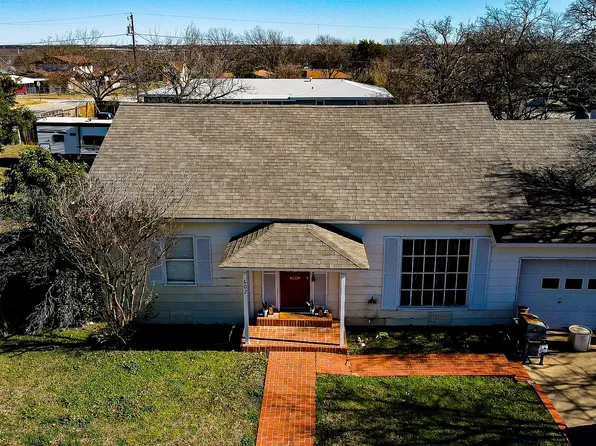 602 S Mulberry St, Eastland, TX 76448