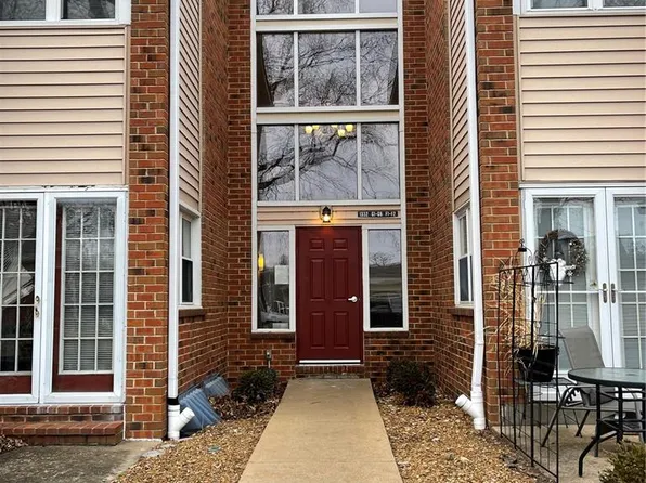 1332 Holgate Dr Unit G5, Ballwin, MO 63021