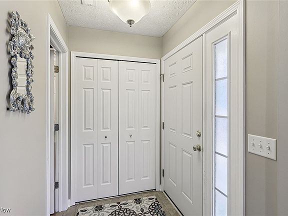 5th image of 262 Teal Cir