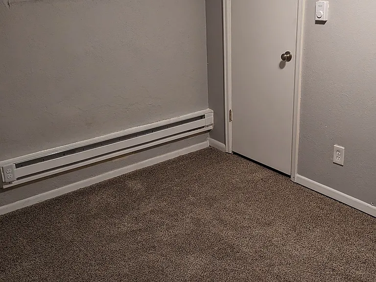 2222 S Lincoln St — Photo 13