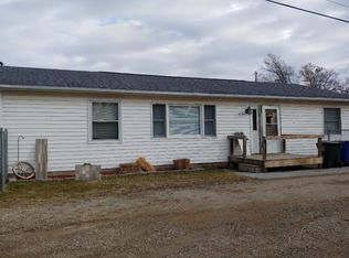132 Main St, Fruitland, IA 52749