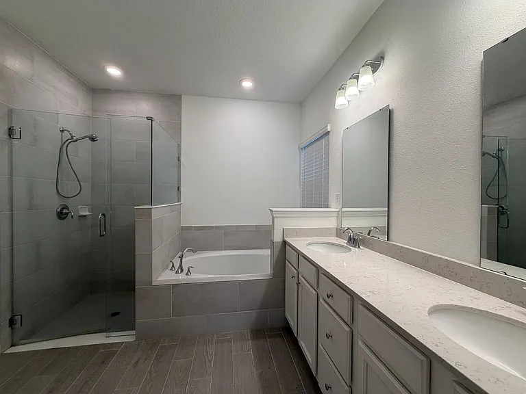2993 Crossfield Dr — Photo 13