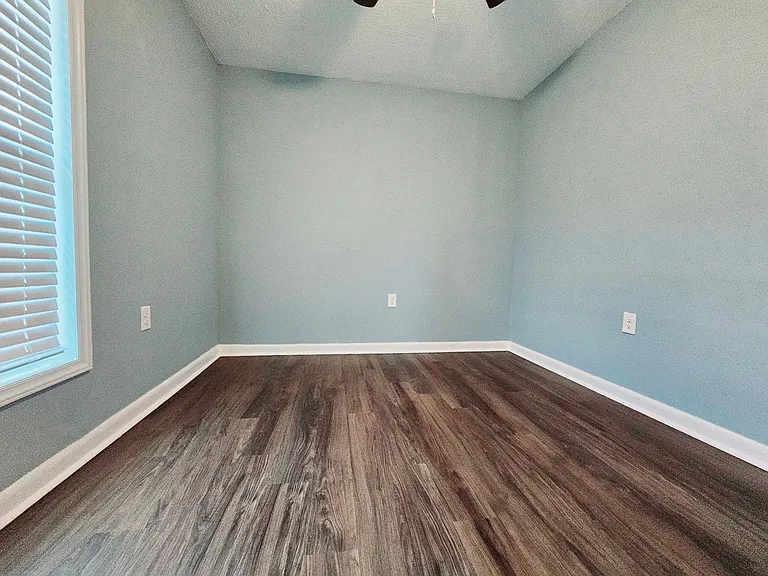 6441 Rutherglen Dr — Photo 26