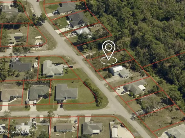 8292 Cypress Dr N, Fort Myers, FL 33967