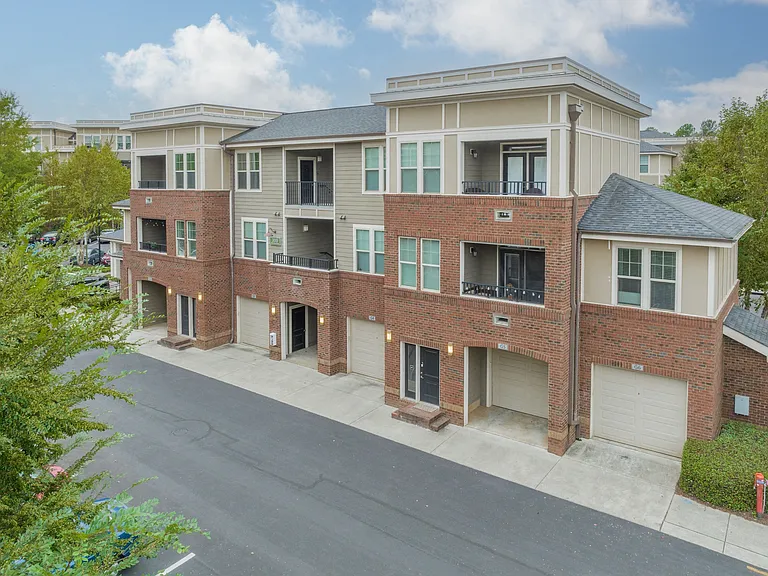 Meridian at Harrison Pointe — Photo 41