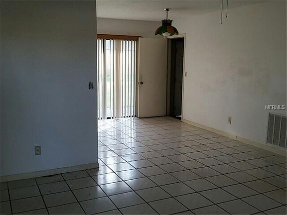 5th image of 710 Bunker Ln