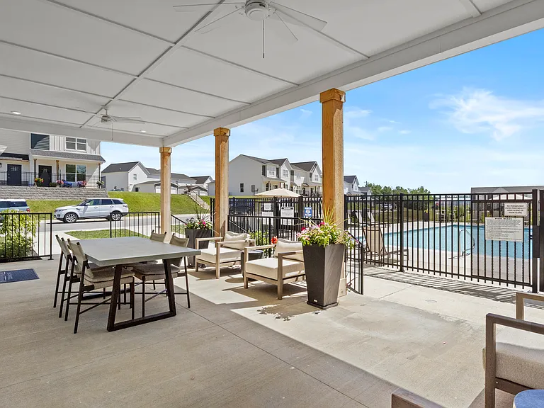 Buffalo Ridge Townhomes — Photo 10