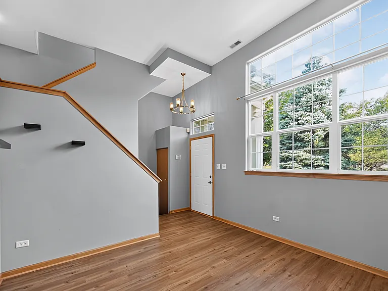 2632 Canyon Dr — Photo 5