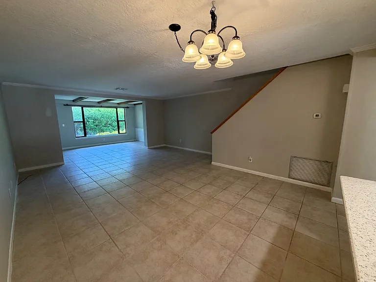 255 Paradise Blvd #10 — Photo 5