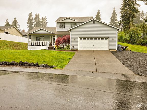 2nd image of 10 Dakota Lane