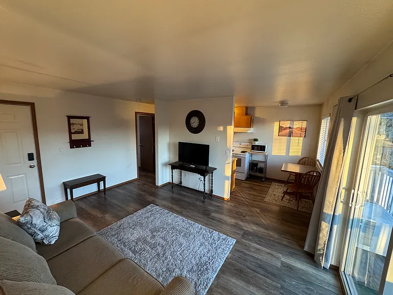 116 E Dewberry Ave #7 — Photo 9
