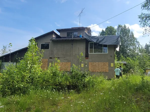 29521 S Blair Hills St, Talkeetna, AK 99676