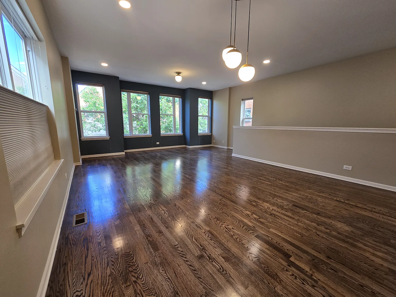 2 bed, 1400 sqft, $2,000 — Photo 3