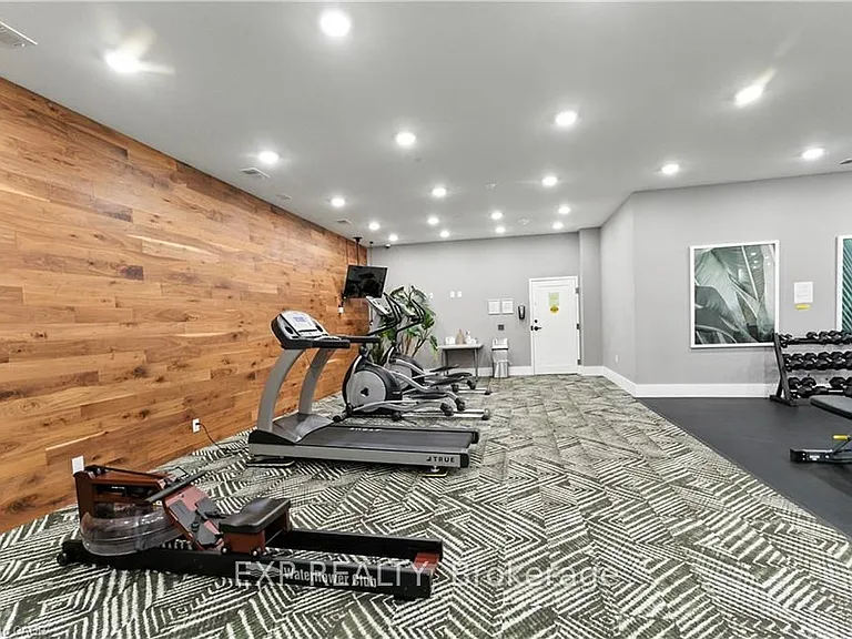 1880 Gordon St #207 — Photo 29