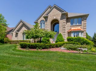 17031 Highland Ln, Northville, MI