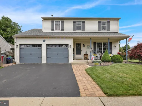405 S Sandy Ln, Sinking Spring, PA 19608