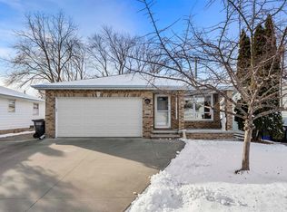 1921 N Charlotte St, Appleton, WI 54911