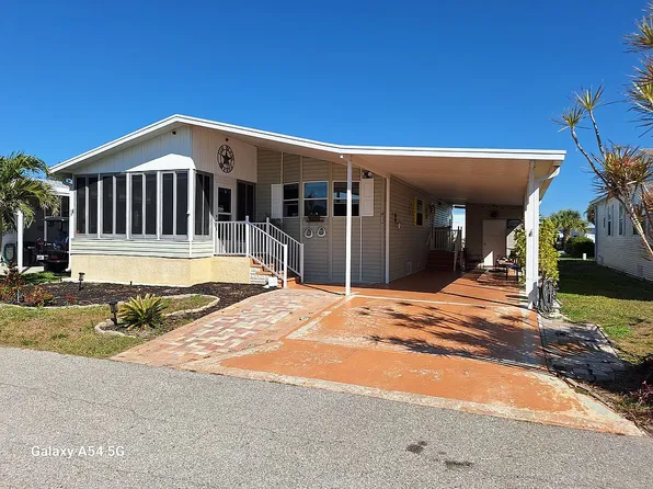 957 Inagua E, Venice, FL 34285