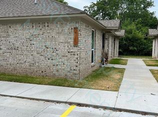 2113 Stout St #A, Conway, AR 72032