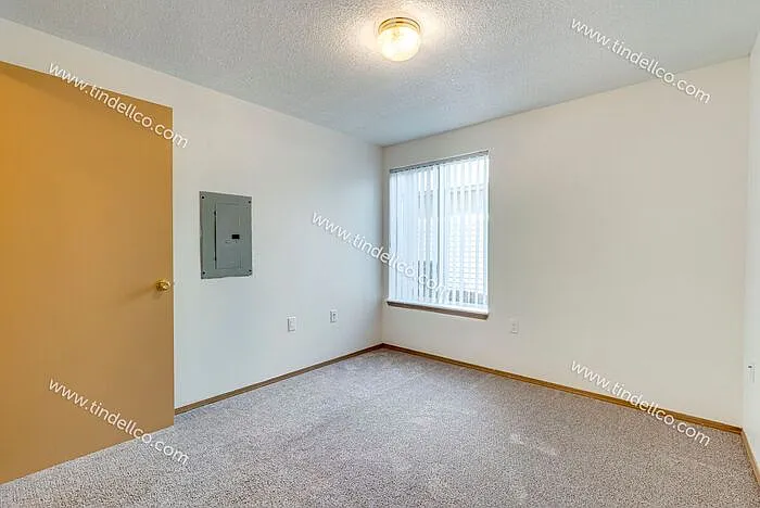 13738 NE Glisan St #3 — Photo 22