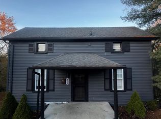 6208 Bancroft St, Cincinnati, OH 45227