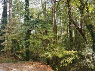 1242 Springdale Rd, Gainesville, GA 30501