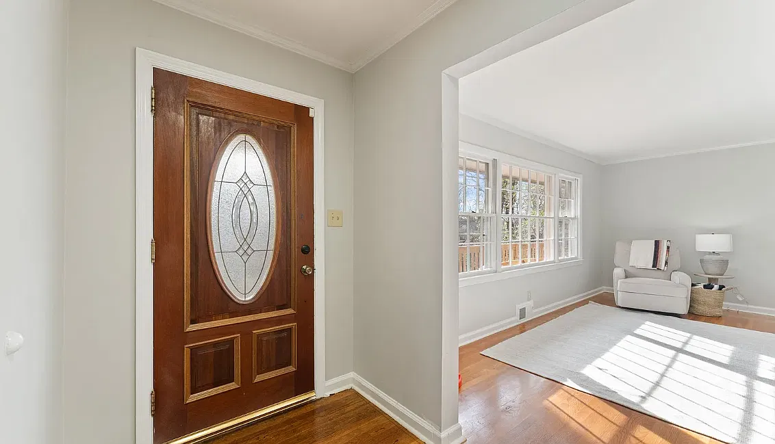 388 Tall Oaks Drive Northeast - 1 — Photo 4