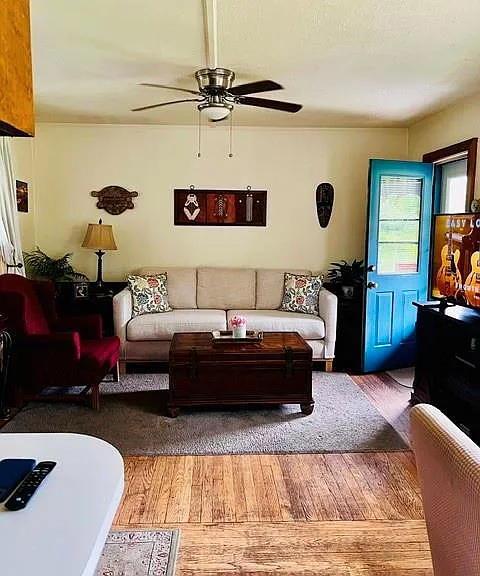 47 Sherman Ave — Photo 3