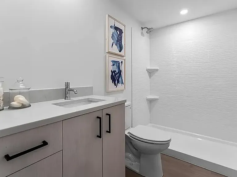 1700 N Manhattan Ave #310 — Photo 7