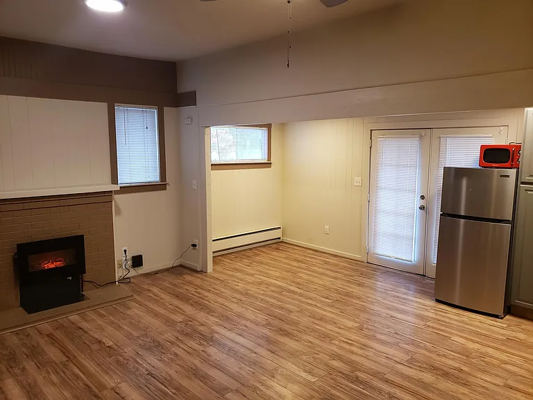 516 Humboldt St — Photo 9