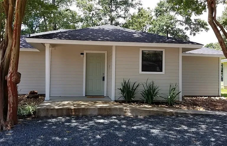 3508 Balboa Cir — Photo 4