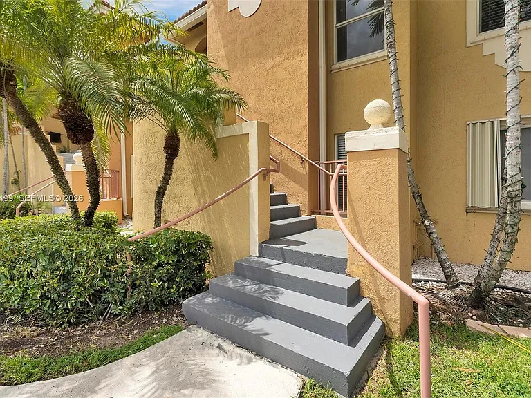 7851 NW 6th St #205-B — Photo 30